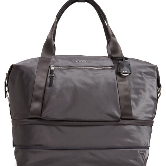 SOLD ! Tumi Voyageur Dorsten Nylon Duffle Bag - Picture 2 of 11